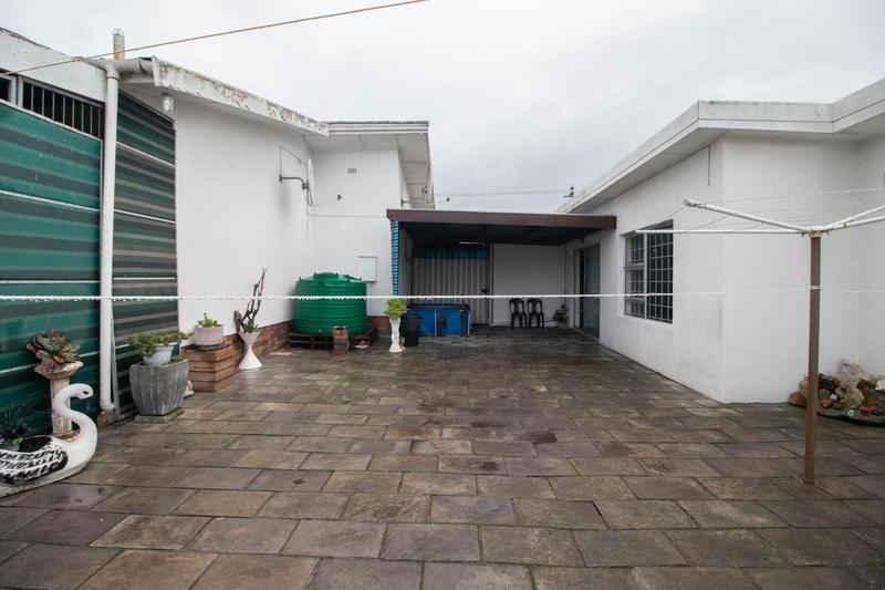 3 Bedroom Property for Sale in Glen Lilly Western Cape